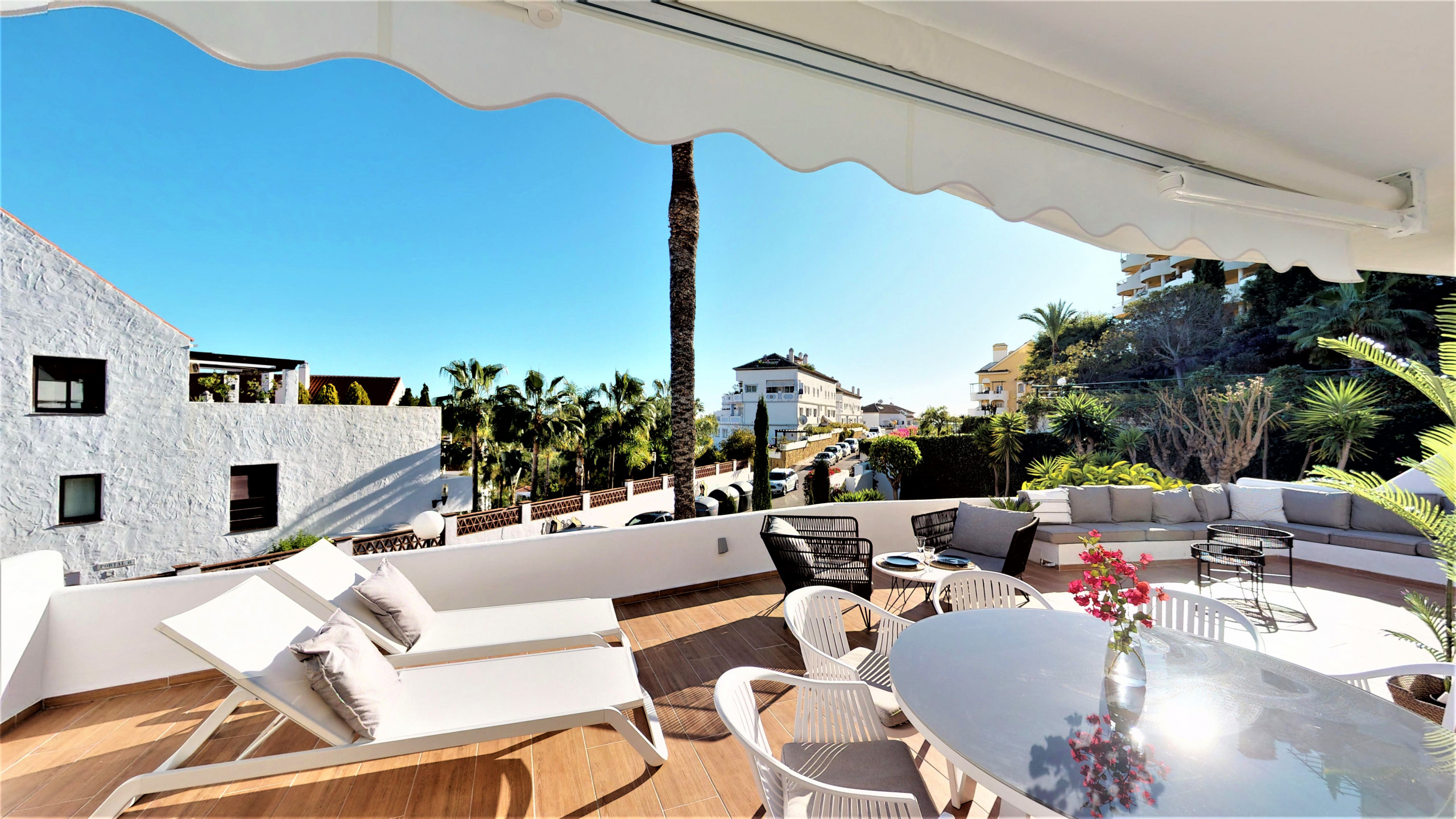Jardines De Andalucía - EXQUISITE NEWLY RENOVATED - Apartments in Marbella