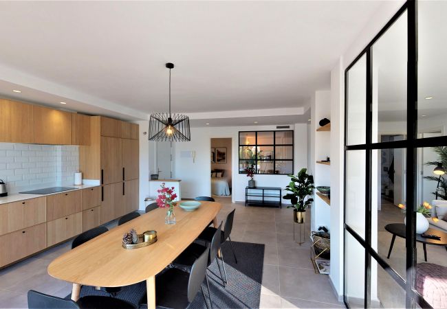 Apartment in Marbella - Jardines De Andalucía - EXQUISITE NEWLY RENOVATED Apartment in Marbella - Jardines De Andalucía - EXQUISITE NEWLY RENOVATED