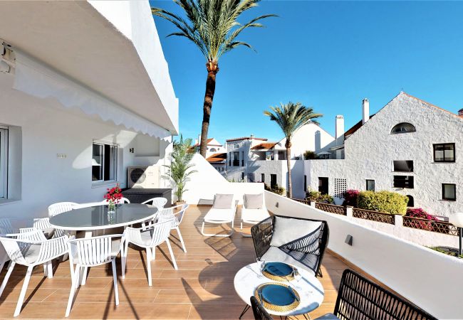 Apartment in Marbella - Jardines De Andalucía - EXQUISITE NEWLY RENOVATED Apartment in Marbella - Jardines De Andalucía - EXQUISITE NEWLY RENOVATED