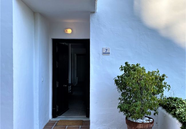 Apartment in Marbella - Jardines De Andalucía - EXQUISITE NEWLY RENOVATED Apartment in Marbella - Jardines De Andalucía - EXQUISITE NEWLY RENOVATED