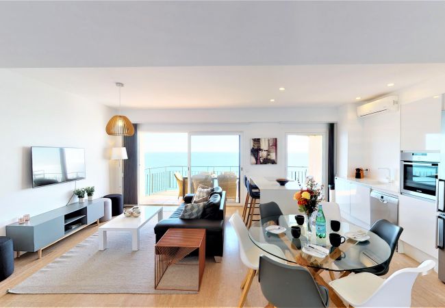 Apartment in Fuengirola - Olimpo - Fuengirola Beachfront Newly Renovated Apa Apartment in Fuengirola - Olimpo - Fuengirola Beachfront Newly Renovated Apa