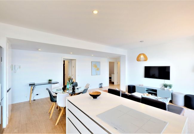 Apartment in Fuengirola - Olimpo - Fuengirola Beachfront Newly Renovated Apa Apartment in Fuengirola - Olimpo - Fuengirola Beachfront Newly Renovated Apa