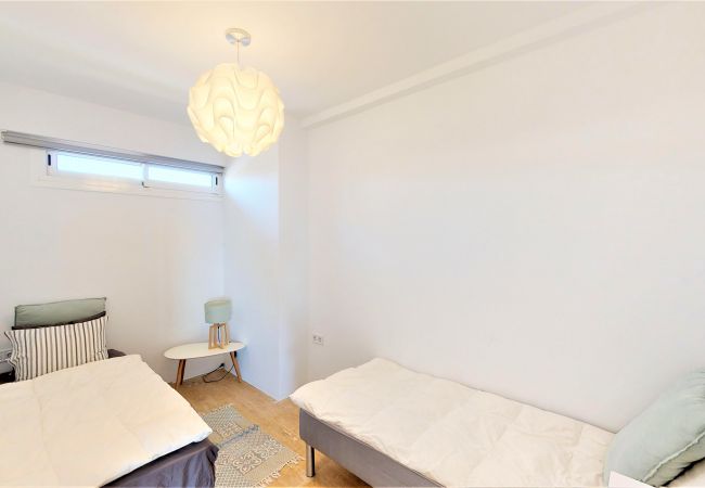 Apartment in Fuengirola - Olimpo - Fuengirola Beachfront Newly Renovated Apa Apartment in Fuengirola - Olimpo - Fuengirola Beachfront Newly Renovated Apa