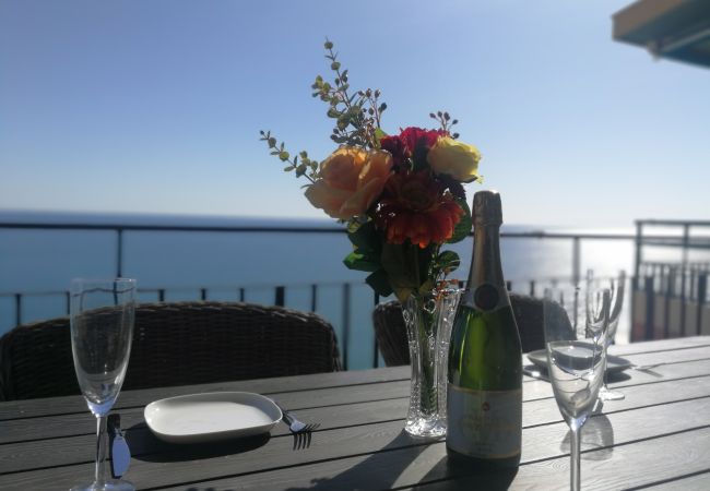 Apartment in Fuengirola - Olimpo - Fuengirola Beachfront Newly Renovated Apa Apartment in Fuengirola - Olimpo - Fuengirola Beachfront Newly Renovated Apa