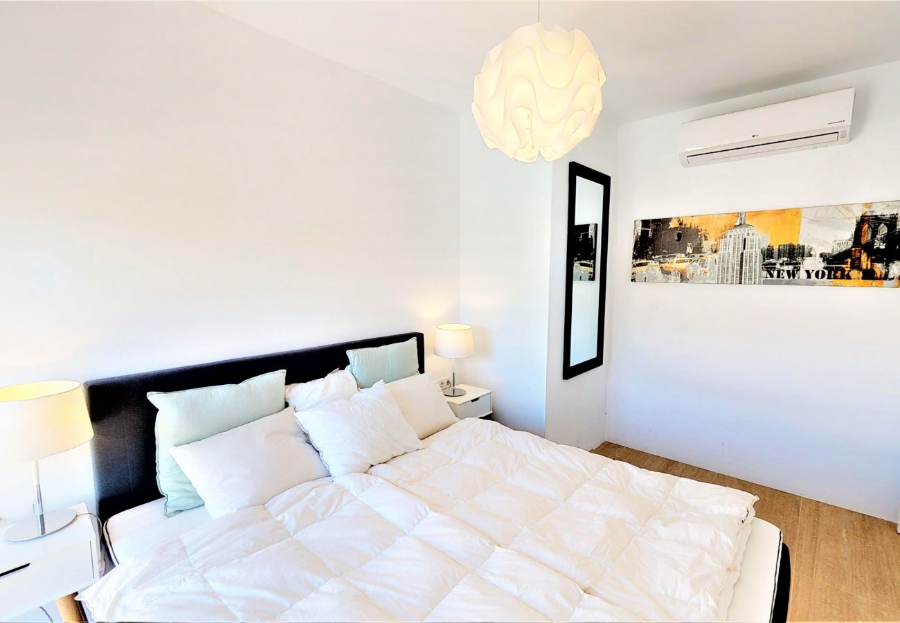 Apartment in Fuengirola - Olimpo - Fuengirola Beachfront Newly Renovated Apa Apartment in Fuengirola - Olimpo - Fuengirola Beachfront Newly Renovated Apa