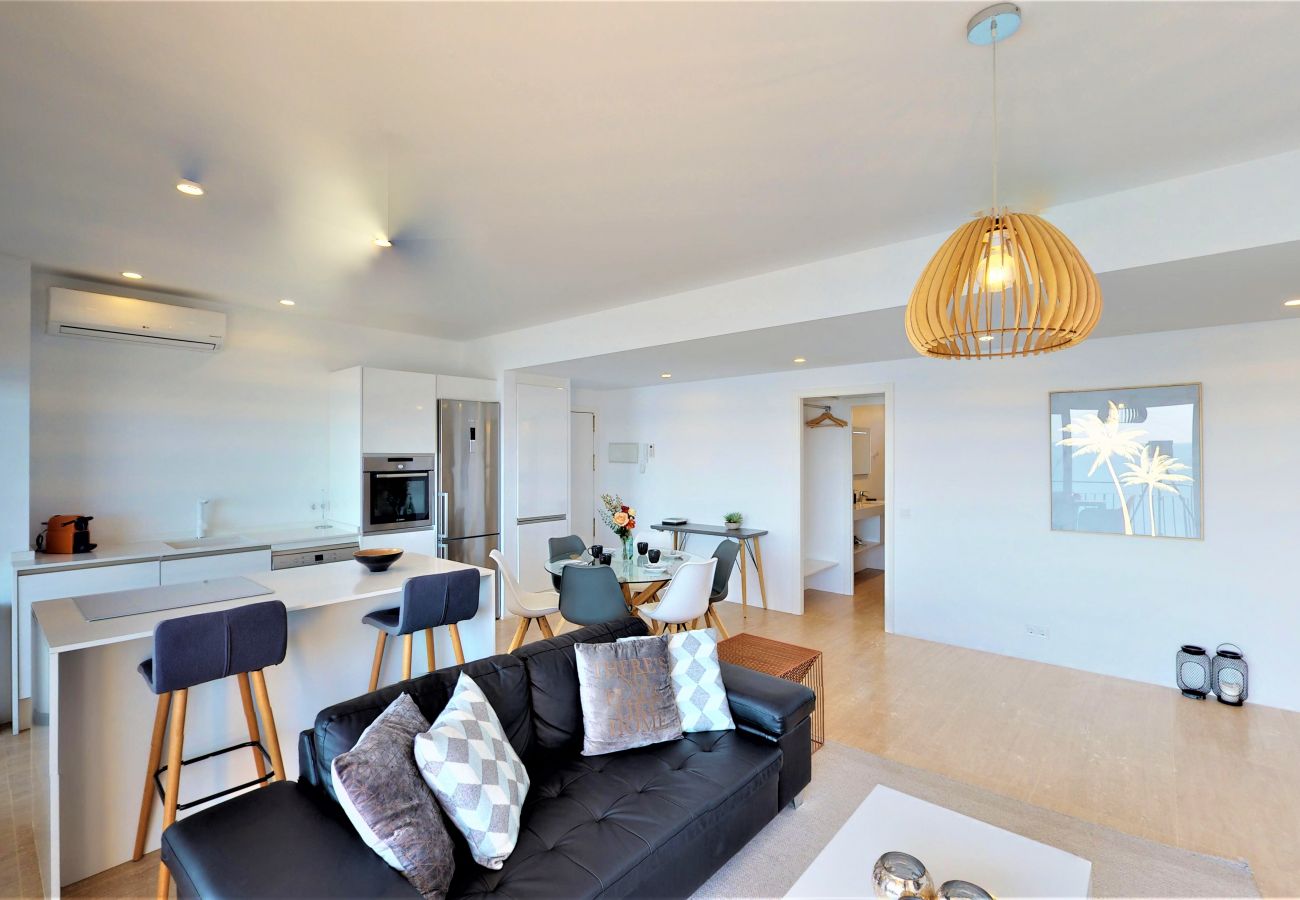 Apartment in Fuengirola - Olimpo - Fuengirola Beachfront Newly Renovated Apa Apartment in Fuengirola - Olimpo - Fuengirola Beachfront Newly Renovated Apa