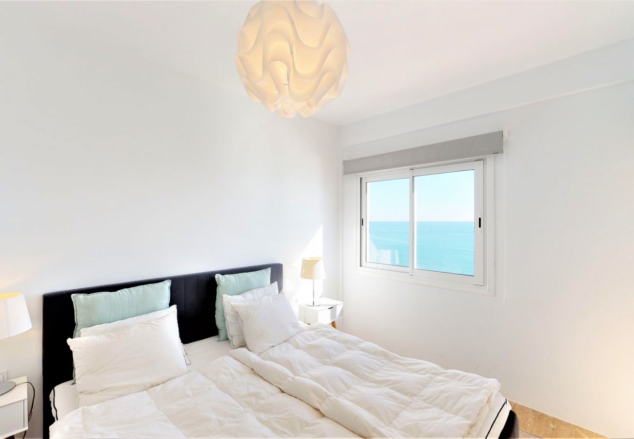 Apartment in Fuengirola - Olimpo - Fuengirola Beachfront Newly Renovated Apa Apartment in Fuengirola - Olimpo - Fuengirola Beachfront Newly Renovated Apa