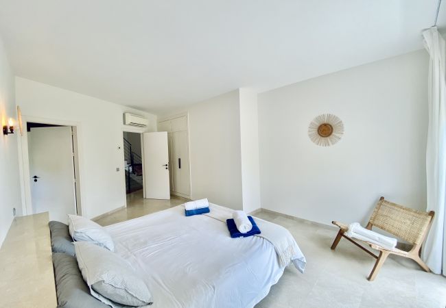 Villa in Mijas Costa - Villa Medina de Torrenueva - Amazing Sea View Vill Villa in Mijas Costa - Villa Medina de Torrenueva - Amazing Sea View Vill