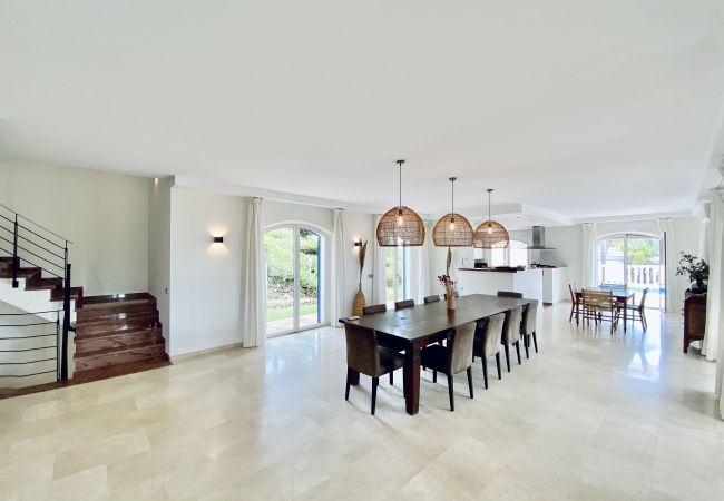 Villa in Mijas Costa - Villa Medina de Torrenueva - Amazing Sea View Vill Villa in Mijas Costa - Villa Medina de Torrenueva - Amazing Sea View Vill