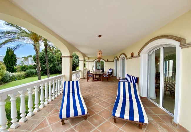 Villa in Mijas Costa - Villa Medina de Torrenueva - Amazing Sea View Vill Villa in Mijas Costa - Villa Medina de Torrenueva - Amazing Sea View Vill