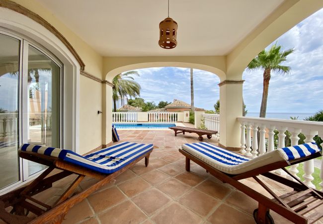 Villa in Mijas Costa - Villa Medina de Torrenueva - Amazing Sea View Vill Villa in Mijas Costa - Villa Medina de Torrenueva - Amazing Sea View Vill