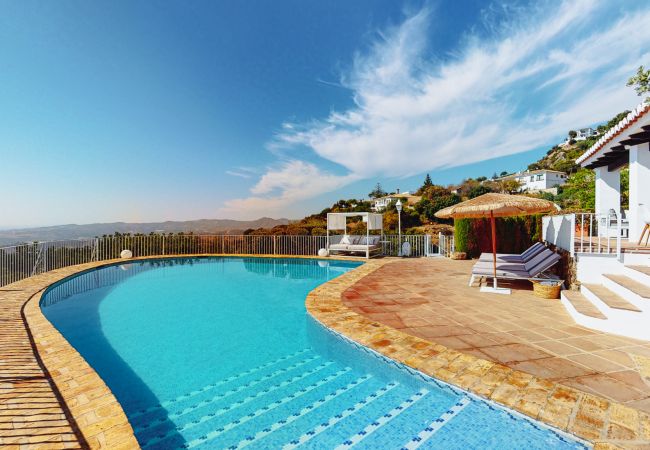 Villa in Mijas Pueblo - Villa Las Monjas - Astonishing Panoramic Sea View Villa in Mijas Pueblo - Villa Las Monjas - Astonishing Panoramic Sea View