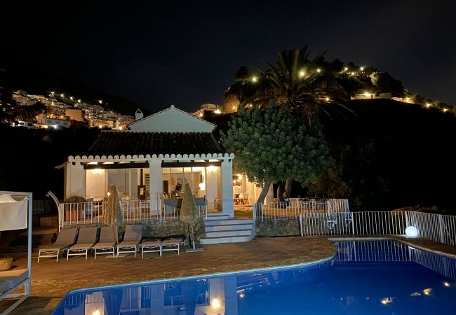 Villa in Mijas Pueblo - Villa Las Monjas - Astonishing Panoramic Sea View Villa in Mijas Pueblo - Villa Las Monjas - Astonishing Panoramic Sea View