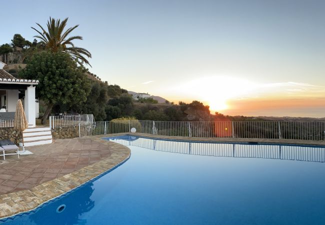 Villa in Mijas Pueblo - Villa Las Monjas - Astonishing Panoramic Sea View Villa in Mijas Pueblo - Villa Las Monjas - Astonishing Panoramic Sea View
