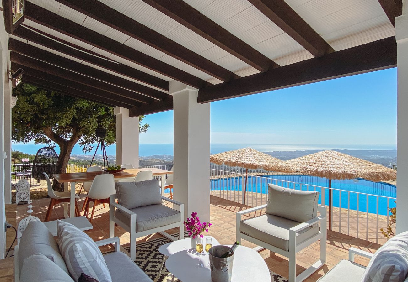 Villa in Mijas Pueblo - Villa Las Monjas - Astonishing Panoramic Sea View Villa in Mijas Pueblo - Villa Las Monjas - Astonishing Panoramic Sea View