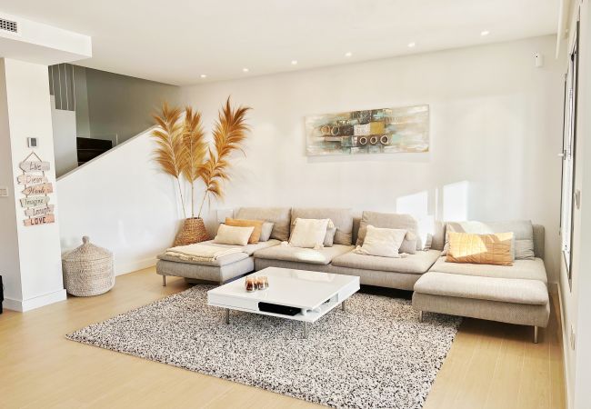 Villa in Mijas Costa - Luxury House By Higueron - Private Pool Villa in Mijas Costa - Luxury House By Higueron - Private Pool