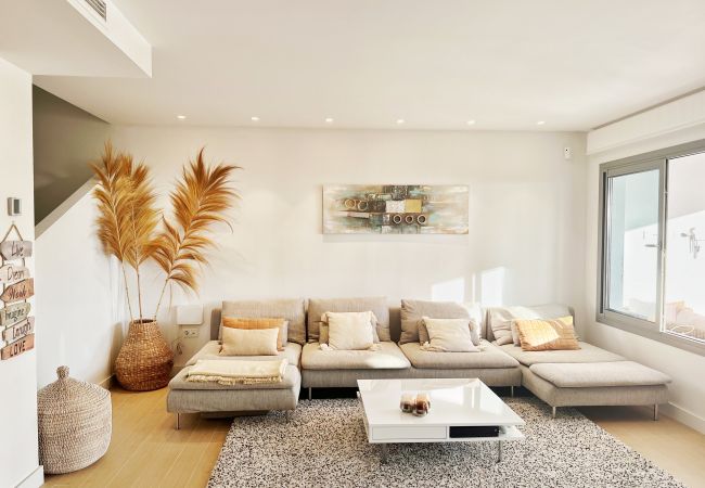 Villa in Mijas Costa - Luxury House By Higueron - Private Pool Villa in Mijas Costa - Luxury House By Higueron - Private Pool