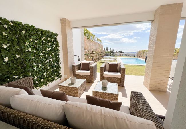 Villa in Mijas Costa - Luxury House By Higueron - Private Pool Villa in Mijas Costa - Luxury House By Higueron - Private Pool