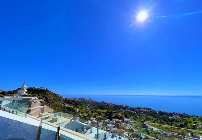 Apartment in Benalmádena - Stupa Hills V - Luxury Sea View Dúplex Apartment in Benalmádena - Stupa Hills V - Luxury Sea View Dúplex