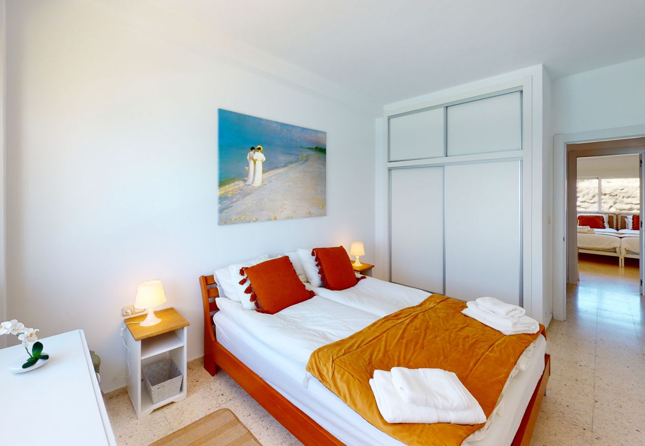 Apartment in Fuengirola - Olimpo II The Cruise - Front Line Beach Apartment in Fuengirola - Olimpo II The Cruise - Front Line Beach