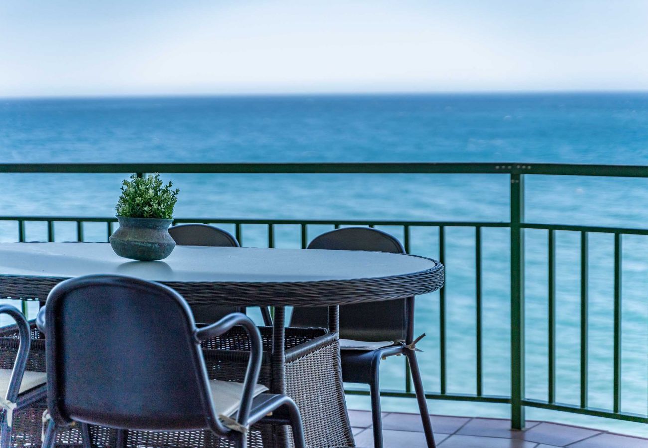 Apartment in Fuengirola - Olimpo II The Cruise - Front Line Beach Apartment in Fuengirola - Olimpo II The Cruise - Front Line Beach