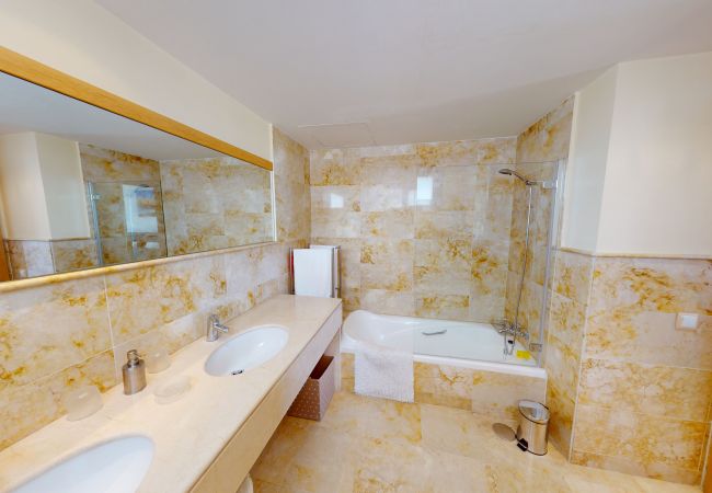 Apartment in Marbella - Lomas de los Monteros II - 3 Bed Apartment Apartment in Marbella - Lomas de los Monteros II - 3 Bed Apartment