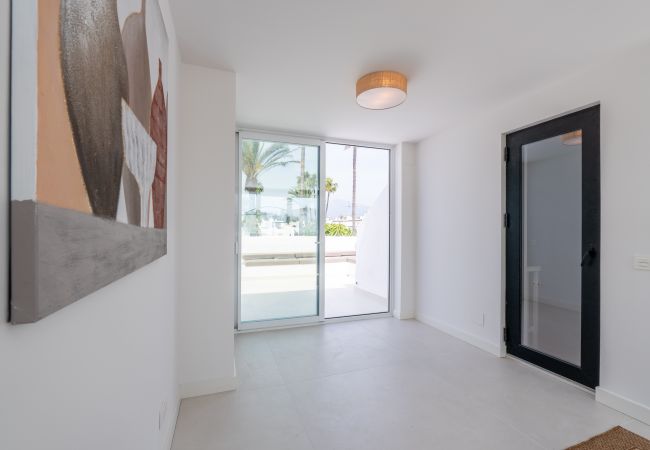 Terraced House in Marbella - Guadalvillas - Luxury Beachside Townhouse Terraced House in Marbella - Guadalvillas - Luxury Beachside Townhouse