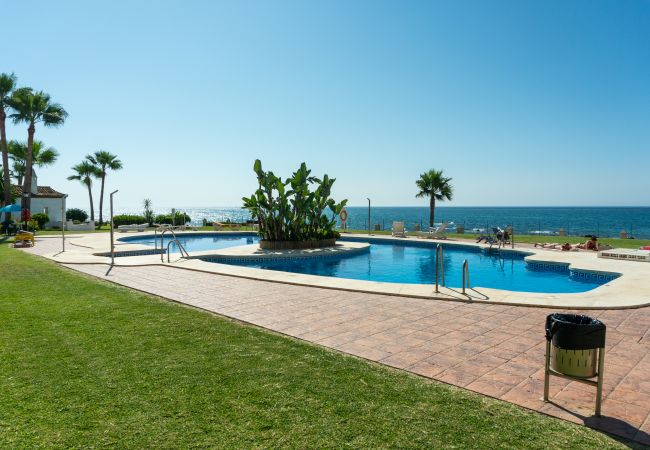 Apartment in Mijas Costa - Casa Palma - Playa Lucera Front Line Beach Apartment in Mijas Costa - Casa Palma - Playa Lucera Front Line Beach