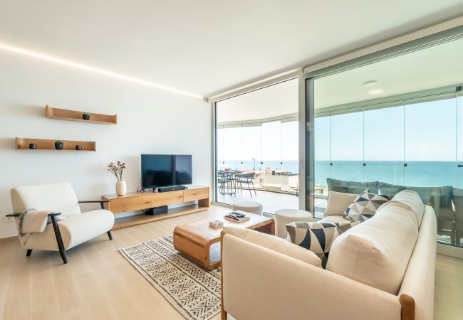 Apartment in Fuengirola - AMAZING SEA VIEWS - The Wave II, Pool and Sea View Apartment in Fuengirola - AMAZING SEA VIEWS - The Wave II, Pool and Sea View