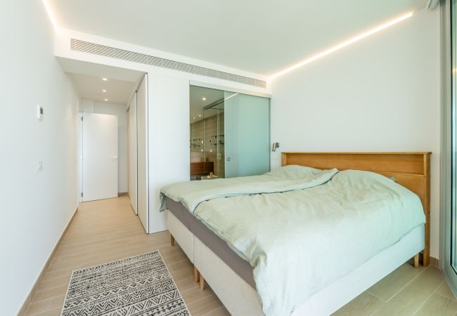 Apartment in Fuengirola - AMAZING SEA VIEWS - The Wave II, Pool and Sea View Apartment in Fuengirola - AMAZING SEA VIEWS - The Wave II, Pool and Sea View