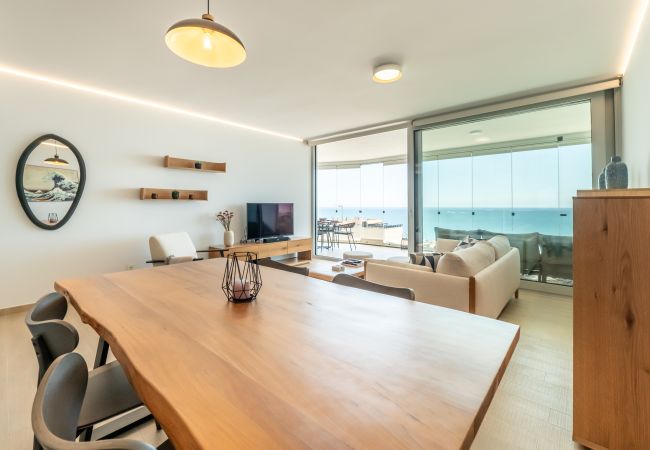 Apartment in Fuengirola - AMAZING SEA VIEWS - The Wave II, Pool and Sea View Apartment in Fuengirola - AMAZING SEA VIEWS - The Wave II, Pool and Sea View