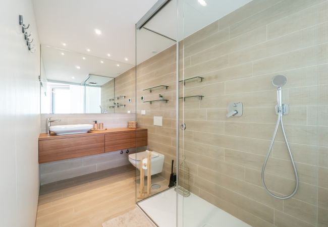 Apartment in Fuengirola - AMAZING SEA VIEWS - The Wave II, Pool and Sea View Apartment in Fuengirola - AMAZING SEA VIEWS - The Wave II, Pool and Sea View