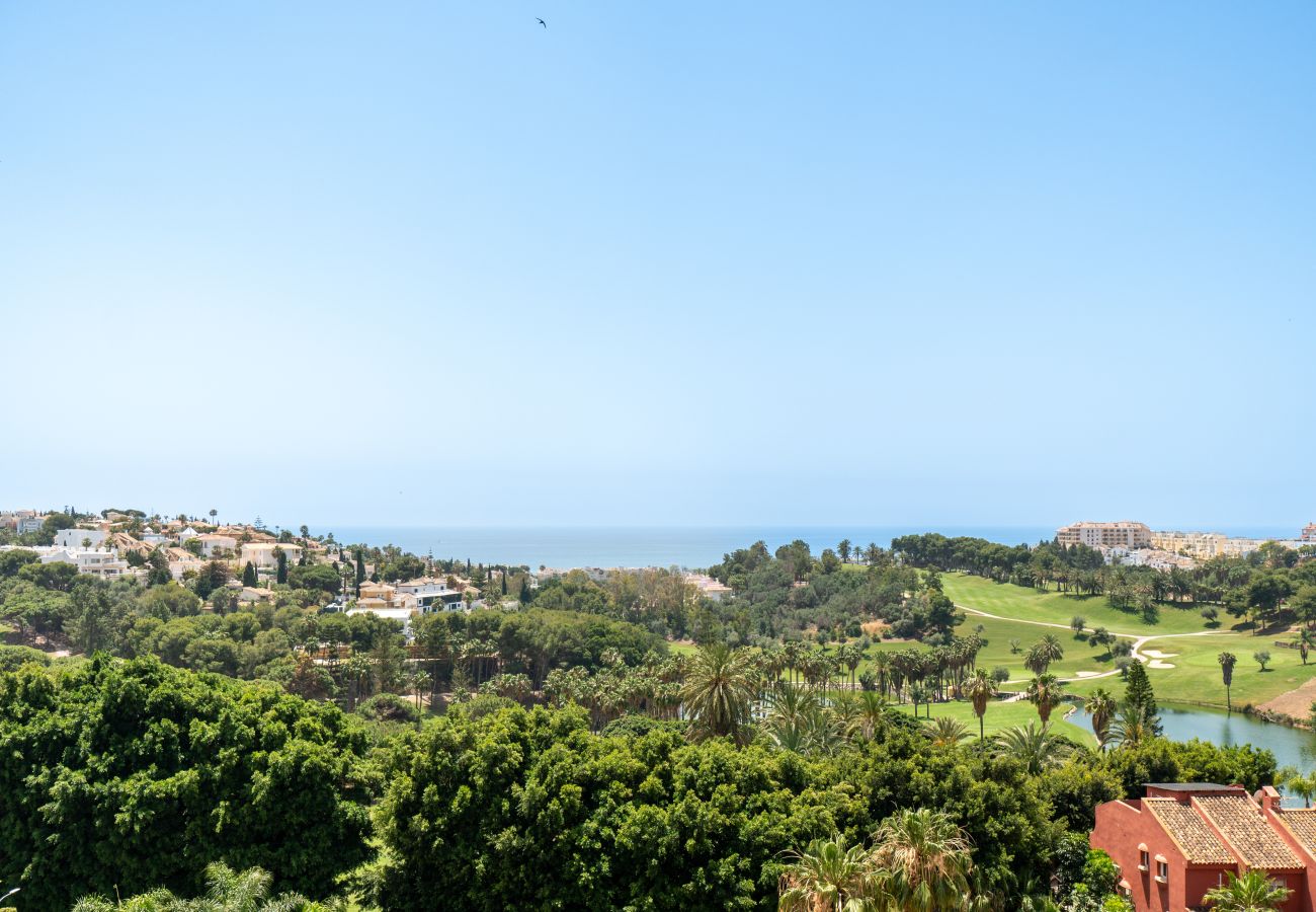 Apartment in Benalmádena - Doña María - Front Line Golf Dúplex Seaviews