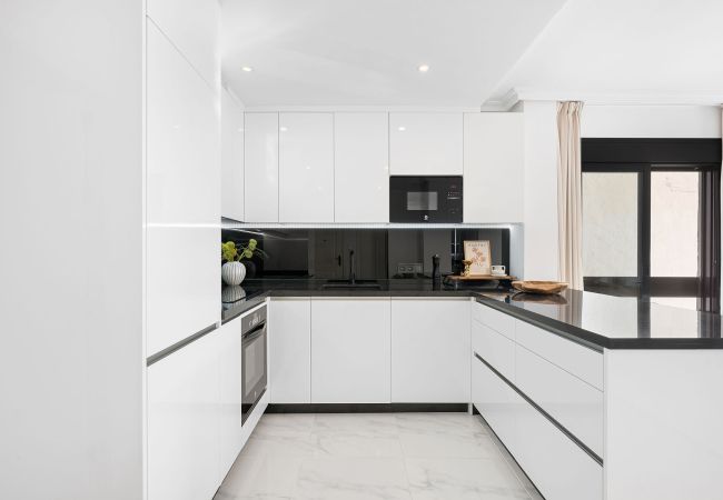 Apartment in Marbella - La Maestranza - Luxury Renovated Apartment Apartment in Marbella - La Maestranza - Luxury Renovated Apartment